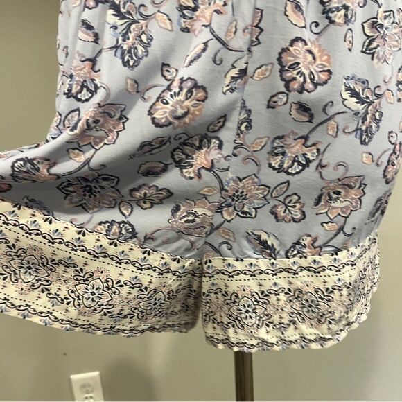 Wallflower Floral mini Romper with straps size small - Picture 6 of 14